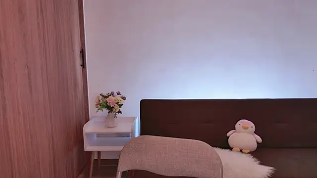 DulceDuarte online show from 11-22-25, 05:50