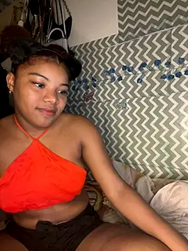 Snapshot of chocolatito-ho chatting on 10-31-25, 10:11 chocolatito-ho online show from 10-31-25, 10:11