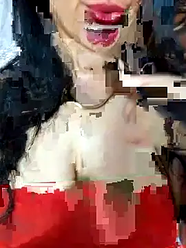 Snapshot of Princessa05 chatting on 10-20-25, 04:51 Princessa05 online show from 10-20-25, 04:51