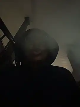 Tu GataLinda online show from 11-26-25, 10:22