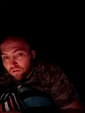 Snapshot of fbsinfo chatting on 10-25-25, 11:10 fbsinfo online show from 10-25-25, 11:10