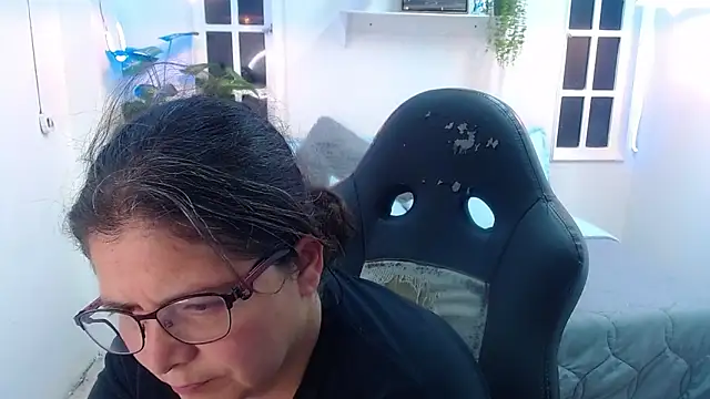 Linda banks  online show from 09-17-25, 09:22