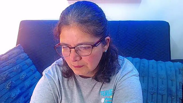 Linda banks  online show from 11-14-25, 01:26