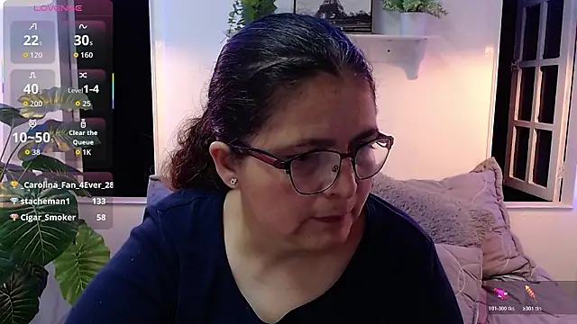 Snapshot of Linda_banks_ chatting on 01-16-26, 02:26 Linda banks online show from 01-16-26, 02:26