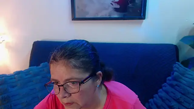 Snapshot of Linda_banks_ chatting on 02-11-26, 01:43 Linda banks online show from 02-11-26, 01:43