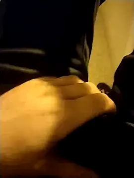 Snapshot of Aliyeni1 chatting on 12-03-25, 08:40 Aliyeni1 online show from 12-03-25, 08:40