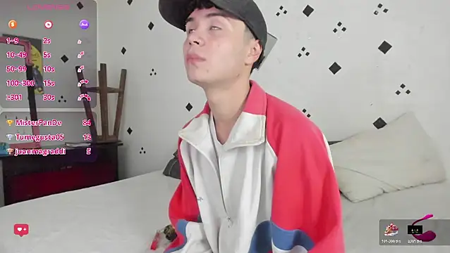 crushnier1 online show from 11-18-25, 05:28