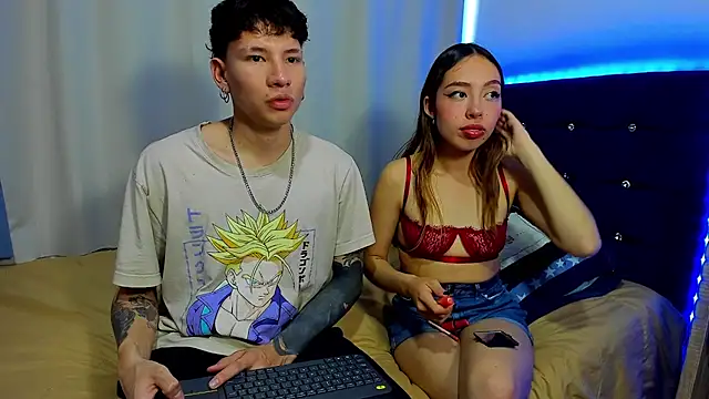 Snapshot of Tatiiana_n_Damiian chatting on 10-24-25, 10:17 Tatiiana n Damiian online show from 10-24-25, 10:17