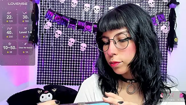 Rose 72 online show from 10-23-25, 07:34