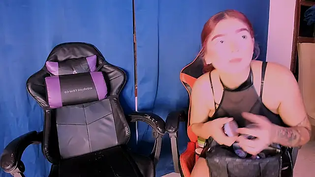 nahomy ryans online show from 09-21-25, 07:21