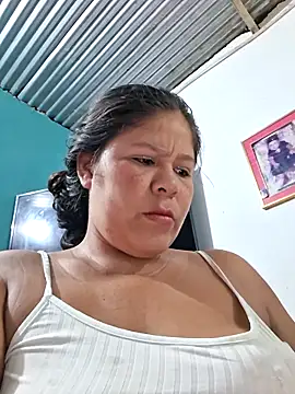 hotmom33 online show from 11-06-25, 11:11