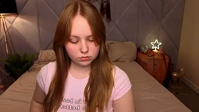 CrystallPaws online show from 10-27-25, 02:10