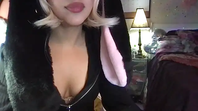 nekowaifuuu online show from 10-22-25, 04:46