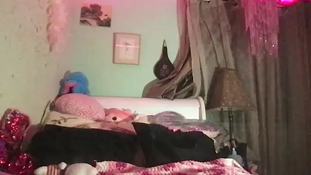 nekowaifuuu online show from 11-13-25, 04:44