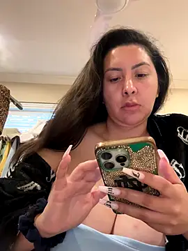 Snapshot of brittanysparks chatting on 11-23-25, 05:46 brittanysparks online show from 11-23-25, 05:46