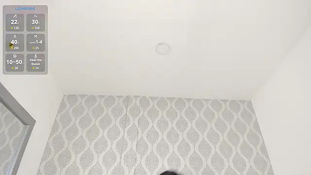 OnlyGia online show from 10-17-25, 08:22