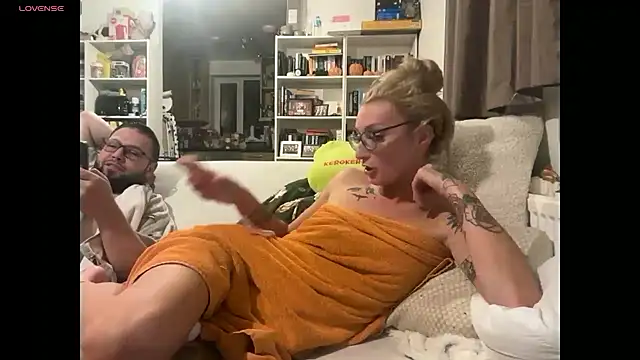 harleyblair online show from 10-16-25, 10:33