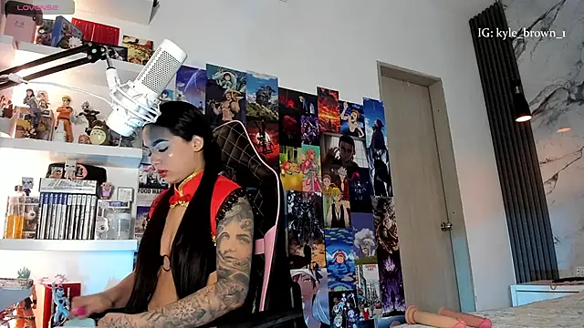 soy kylebrown online show from 10-31-25, 03:57