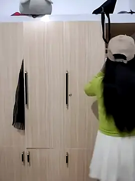 Snapshot of asian_2k chatting on 11-13-25, 08:35 asian 2k online show from 11-13-25, 08:35