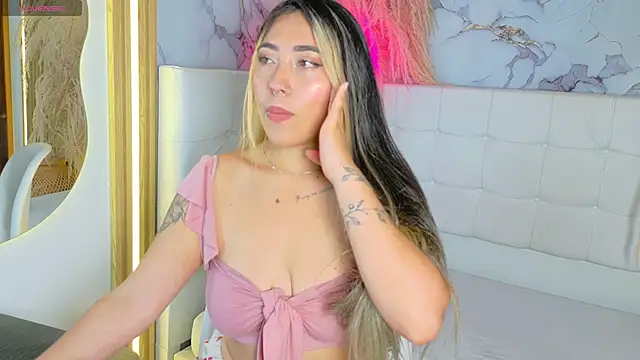  ManuVeelez online show from 12-21-25, 08:16