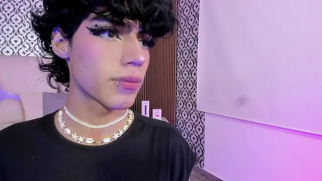 kaisage tay online show from 10-22-25, 03:40