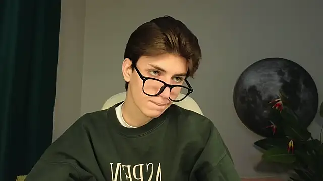 Oliver Starboy online show from 09-30-25, 07:57