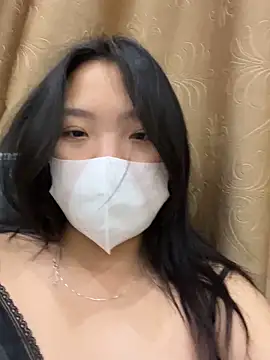 Thuylinh05 online show from 09-25-25, 05:49