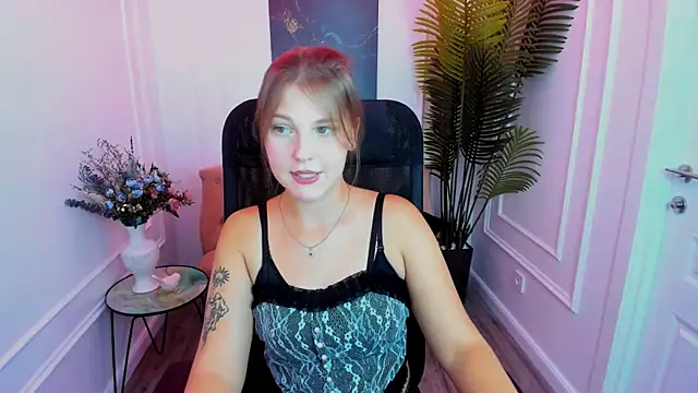 SaraMayki online show from 09-08-25, 07:57