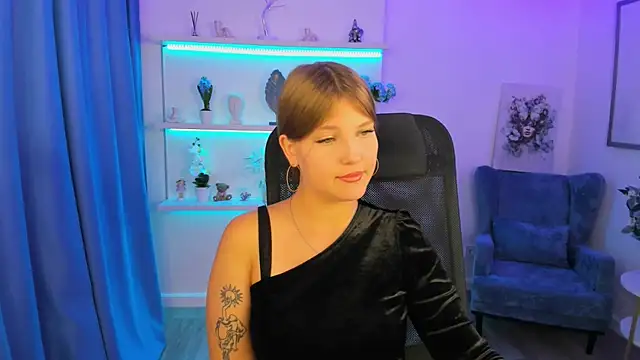SaraMayki online show from 09-13-25, 05:18