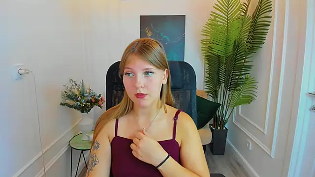 SaraMayki online show from 09-19-25, 12:28