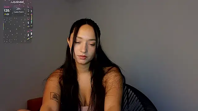 Snapshot of salome_rv chatting on 11-20-25, 09:58 salome rv online show from 11-20-25, 09:58