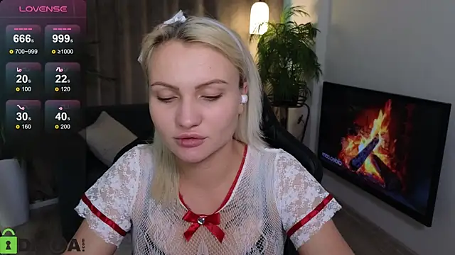 Cameronlovely  online show from 10-23-25, 09:41