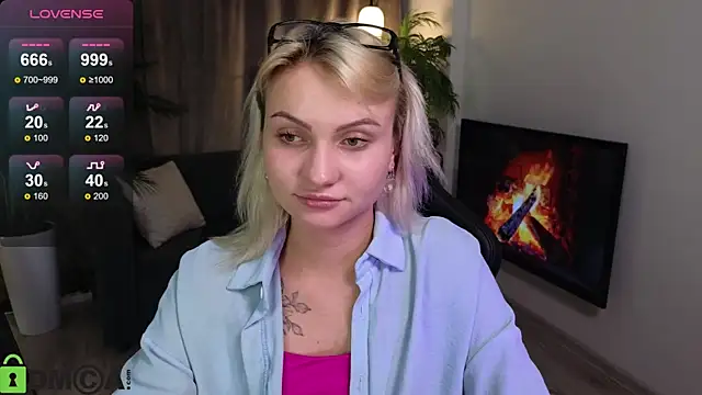 Cameronlovely  online show from 10-24-25, 06:59