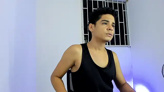 Snapshot of edy_play chatting on 11-17-25, 05:35 edy play online show from 11-17-25, 05:35