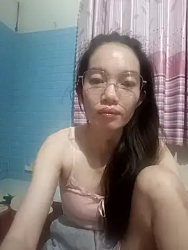 Lyly999 online show from 10-07-25, 02:47