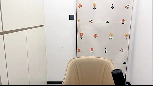 Rosalind xixi online show from 10-18-25, 02:36