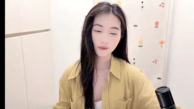 Rosalind xixi online show from 11-04-25, 02:38