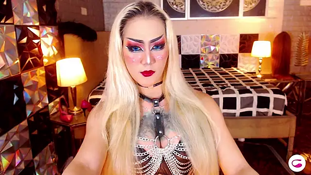 Snapshot of HorseCockDivine chatting on 11-16-25, 08:20 HorseCockDivine online show from 11-16-25, 08:20