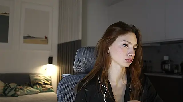 Snapshot of soguesswhat chatting on 11-13-25, 03:22 soguesswhat online show from 11-13-25, 03:22