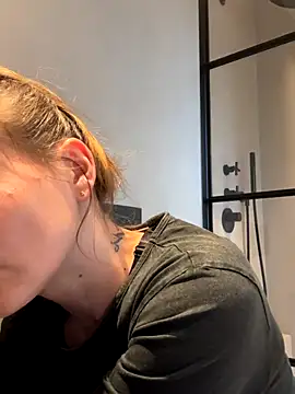 IsabellaEtha online show from 11-06-25, 03:13