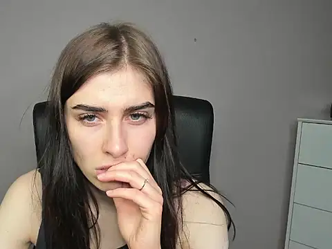 Snapshot of dreamPIA chatting on 09-29-25, 08:35 dreamPIA online show from 09-29-25, 08:35