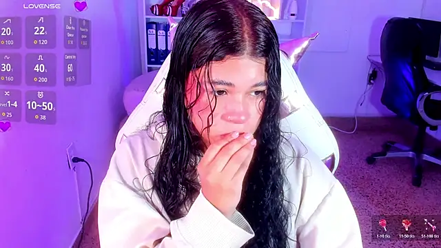 Snapshot of Ivy_nt chatting on 11-09-25, 12:47 Ivy nt online show from 11-09-25, 12:47