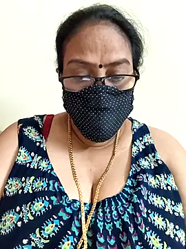 Snapshot of heera-rani chatting on 02-12-26, 07:03 heera-rani online show from 02-12-26, 07:03