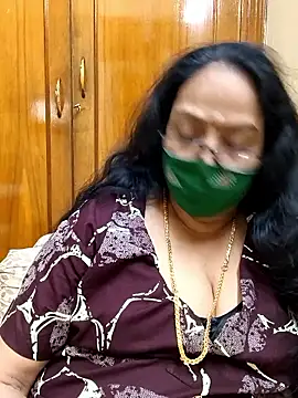 Snapshot of heera-rani chatting on 02-15-26, 08:13 heera-rani online show from 02-15-26, 08:13