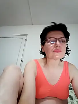 Vera Elle online show from 11-25-25, 06:08