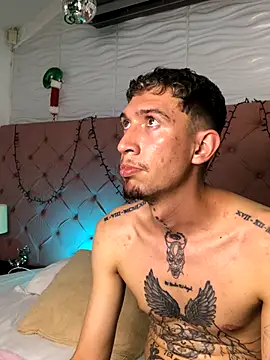 dominik thompson777 online show from 11-19-25, 12:21