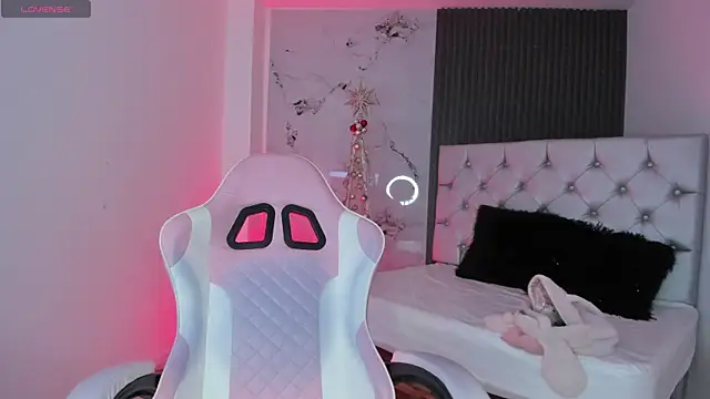 chloesagee online show from 12-03-25, 09:35