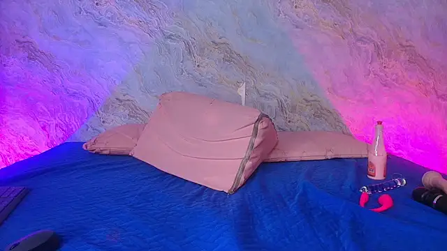 carol juicyy online show from 10-22-25, 07:13