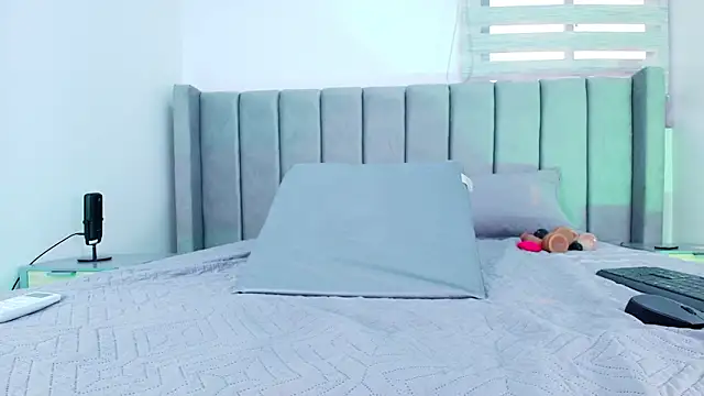 Snapshot of carol_juicyy chatting on 02-12-26, 07:20 carol juicyy online show from 02-12-26, 07:20