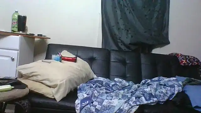 jarjar83 online show from 10-20-25, 08:26